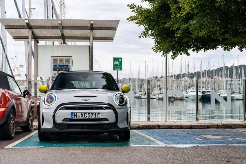 MINI sold 157,799 vehicles globally in 1H 2021 – 15% of them were electrified; over 30k Cooper SE sold to date 1319216