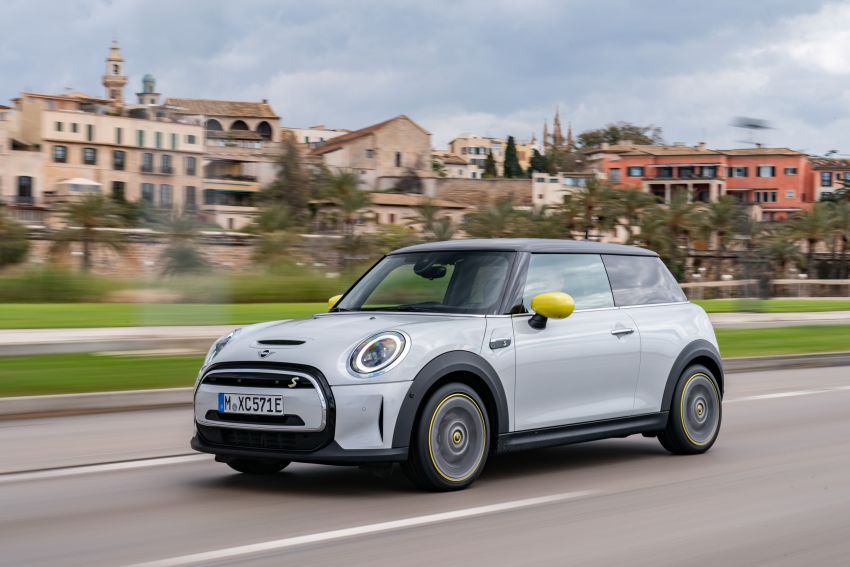 MINI sold 157,799 vehicles globally in 1H 2021 – 15% of them were electrified; over 30k Cooper SE sold to date 1319228