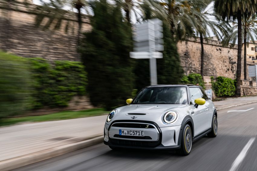 MINI sold 157,799 vehicles globally in 1H 2021 – 15% of them were electrified; over 30k Cooper SE sold to date 1319239