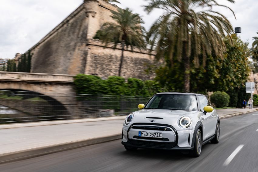 MINI sold 157,799 vehicles globally in 1H 2021 – 15% of them were electrified; over 30k Cooper SE sold to date 1319240
