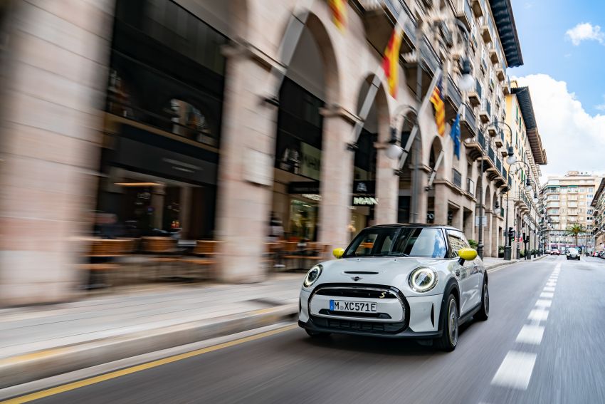 MINI sold 157,799 vehicles globally in 1H 2021 – 15% of them were electrified; over 30k Cooper SE sold to date 1319244