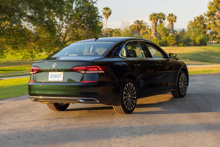 2022 Volkswagen Passat Limited Edition debuts in the US – only 1,973 units; assembly of sedan set to end 1321183
