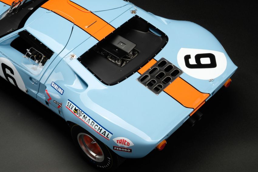 1969 Le Mans-winning Ford GT40 expertly recreated as a 1:8 scale model by Amalgam Collection – RM55k 1321458