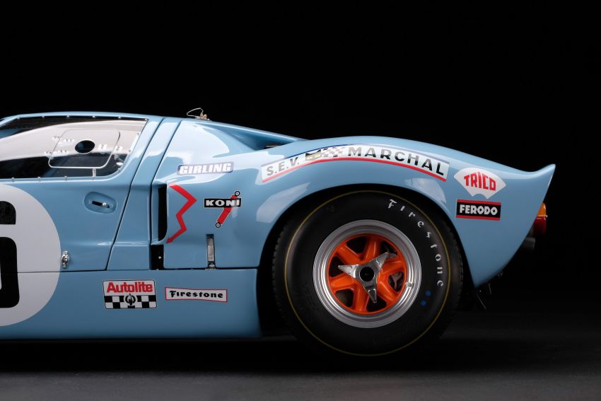 1969 Le Mans-winning Ford GT40 expertly recreated as a 1:8 scale model by Amalgam Collection – RM55k 1321448