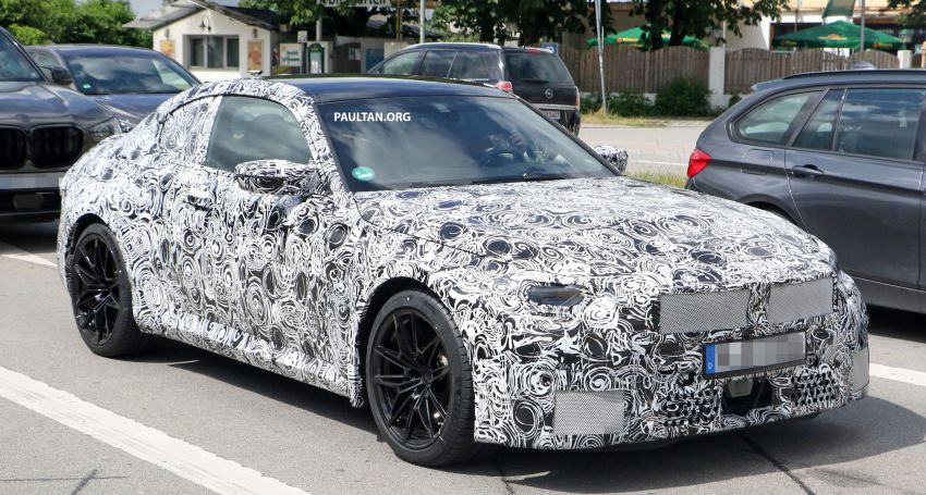 SPYSHOTS: G87 BMW M2 seen on test, with interior 1320035
