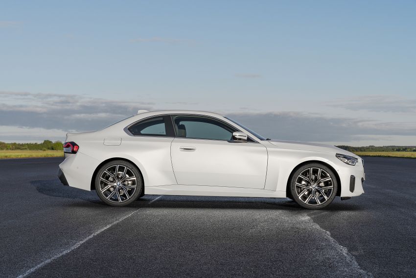 bmw-2-series-coupe-g42-diperkenal-tiga-pilihan-enjin-m240i-xdrive