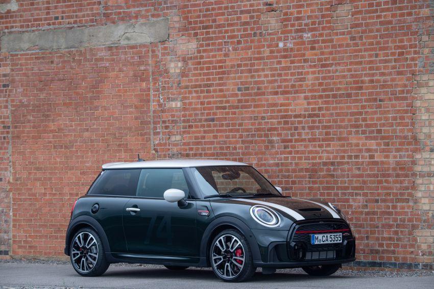 MINI Anniversary Edition dikeluarkan sempena sambut ulang tahun Mini Cooper asal – 740 unit sahaja 1320726