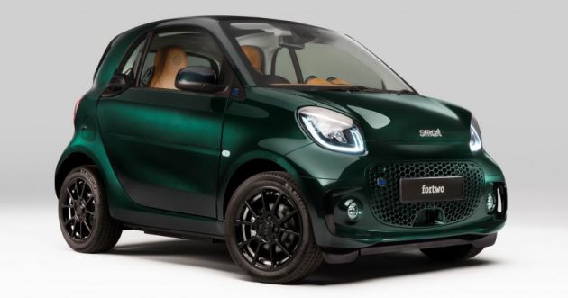 smart EQ fortwo 2021 Racing Green Edition ditunjuk