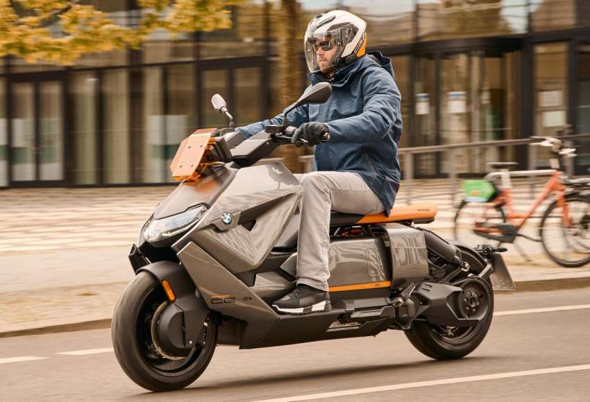 2021 BMW Motorrad CE04 e-scooter with 42 hp motor 1316451