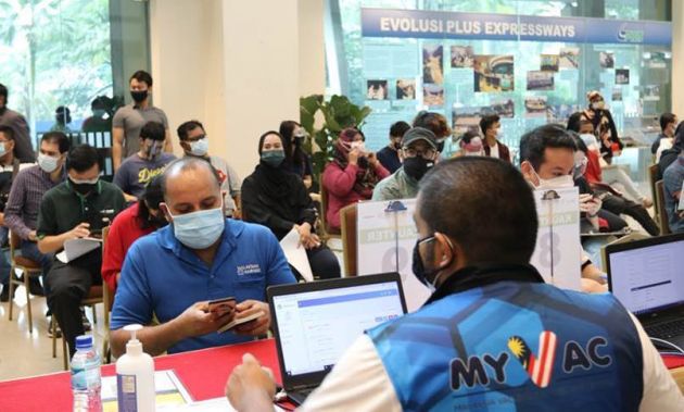 PLUS jadi ibu pejabat lebuhraya pertama yang diaktifkan sebagai Pusat Pemberian Vaksin Integrasi