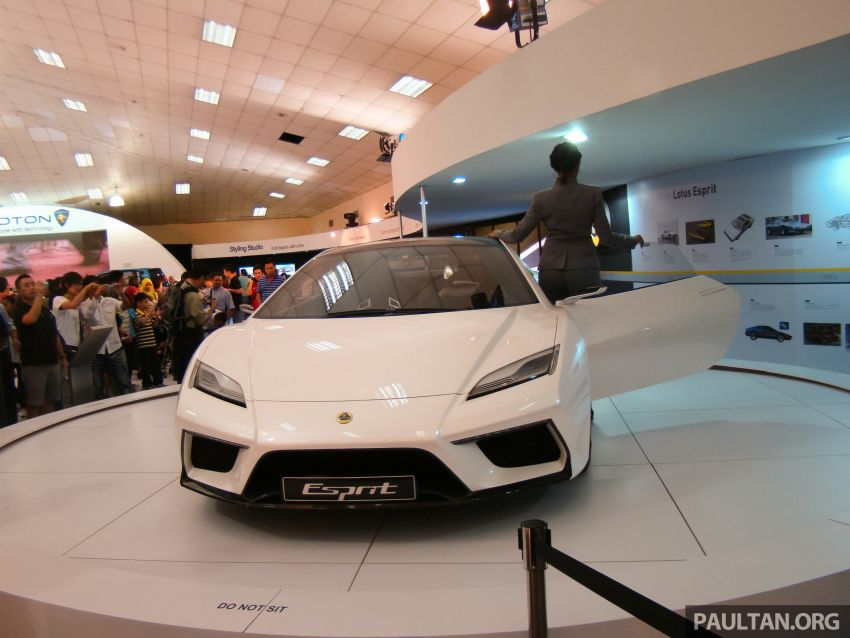 2010 Lotus Esprit Concept revealed to have all-new in-house, fully-functional 570 hp hybrid V8 engine, KERS 1335583