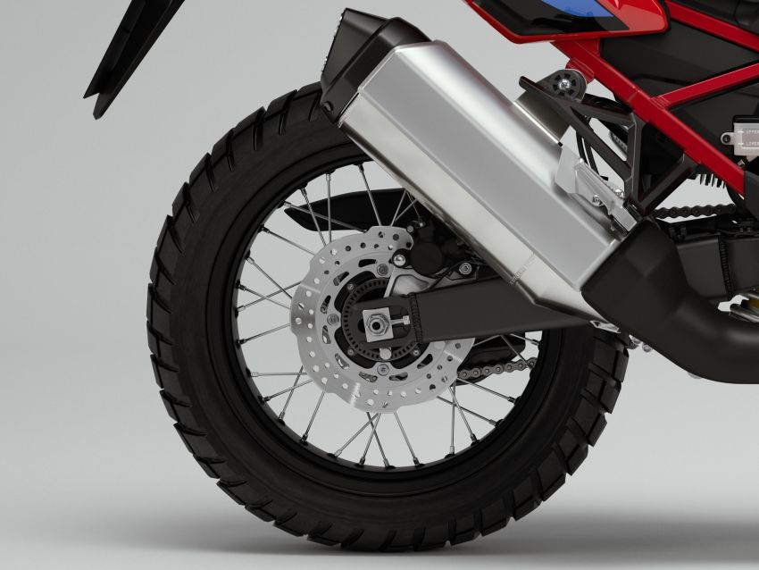 2022 Honda CRF1100L Africa Twin and Africa Twin Adventure Sports updated – rear carrier, lower screen 1337181