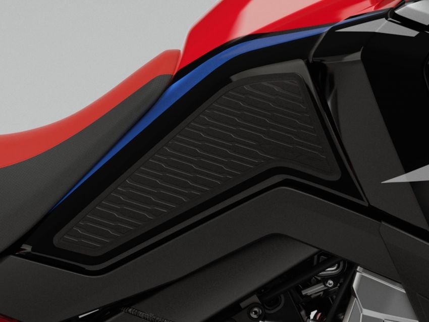 2022 Honda CRF1100L Africa Twin and Africa Twin Adventure Sports updated – rear carrier, lower screen 1337183