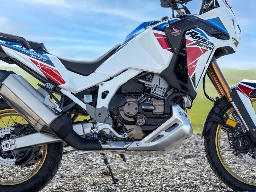 2022 Honda CRF1100L Africa Twin and Africa Twin Adventure Sports updated – rear carrier, lower screen 1337208