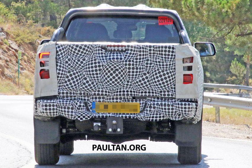 SPYSHOTS: 2022 Ford Ranger gets Maverick front end, plug-in hybrid powertrain with 367 PS and 680 Nm 1327861