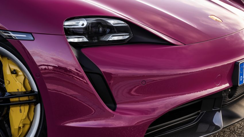 Porsche Taycan 2022 – model kemaskini dengan jarak gerak lebih jauh, caj lebih cepat dan pelbagai lagi 1335847