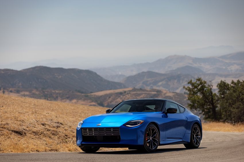 2023 Nissan Z officially debuts – retro looks; 3.0L twin-turbo V6 with 405 PS and 475 Nm; manual and auto 1331908
