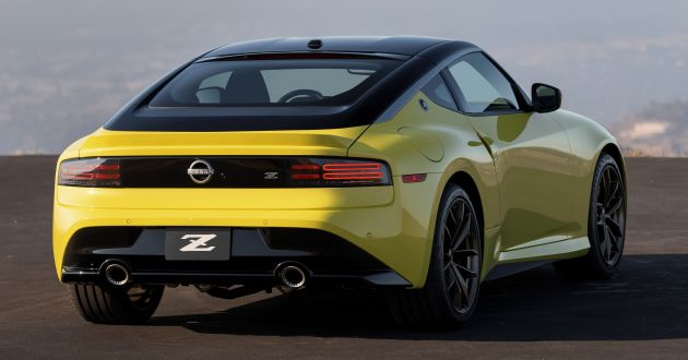 2023 Nissan Z officially debuts – retro looks; 3.0L twin-turbo V6 with 405 PS and 475 Nm; manual and auto