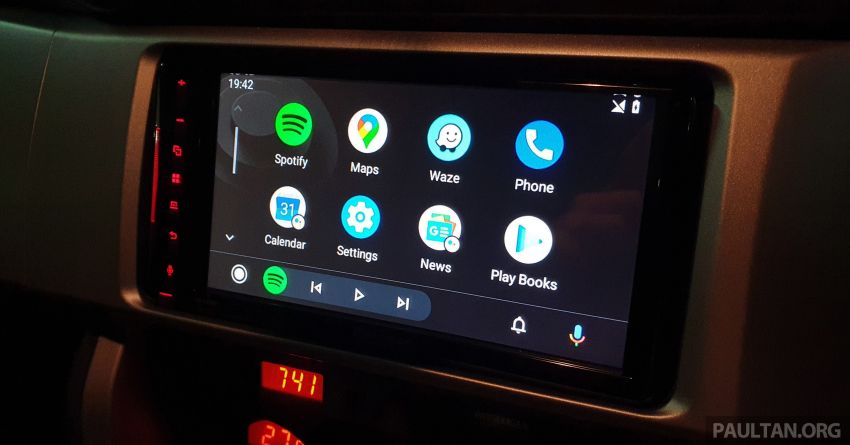 Android Auto for phone screens to be replaced by Google Assistant Driving Mode on Android 12 devices 1334072