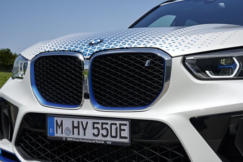 BMW iX5 Hydrogen fuel-cell EV to be shown at IAA Mobility 2021 in Munich; up to 374 hp in peak output 1332325
