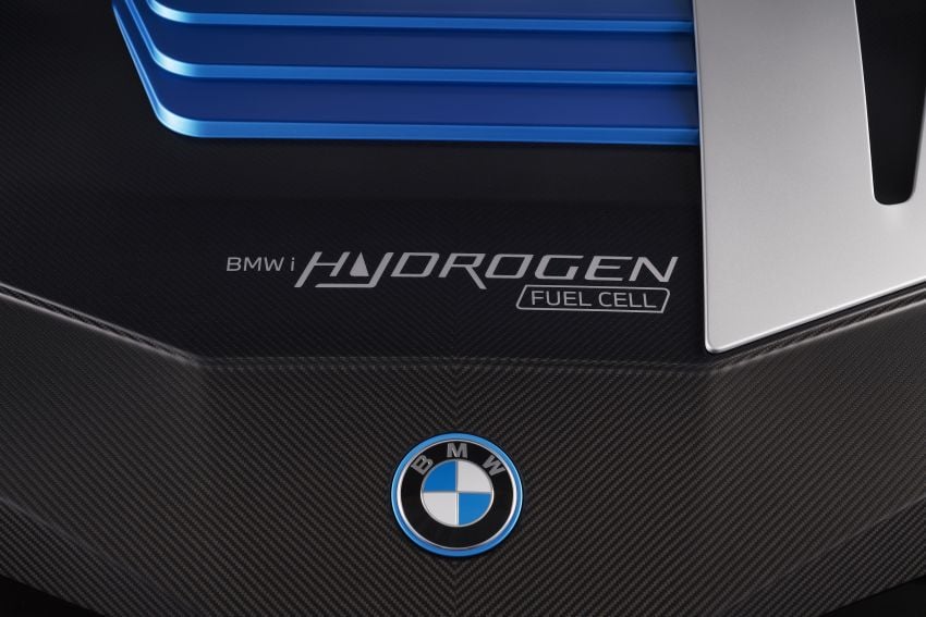 BMW iX5 Hydrogen fuel-cell EV to be shown at IAA Mobility 2021 in Munich; up to 374 hp in peak output 1332327