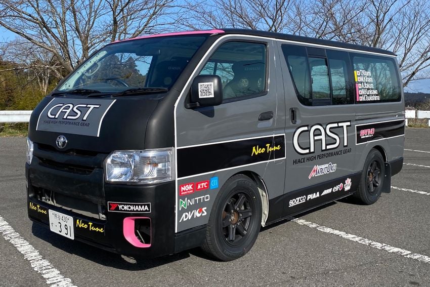 Toyota Hiace H200 Cast Racing – van rali sebenar bertanding dalam Kejuaraan Rali Seluruh Jepun! 1333392