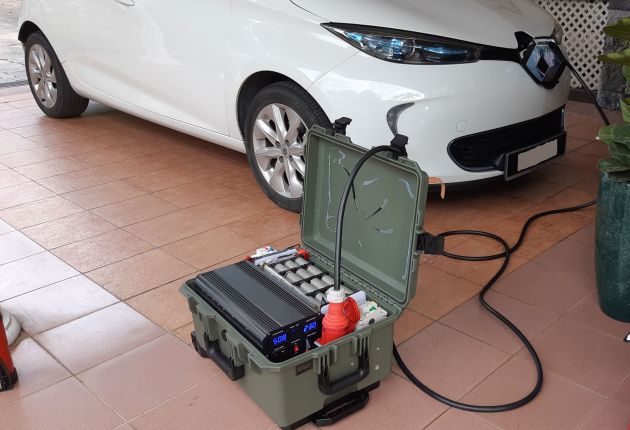 Electric Vehicle Jerry Can – Malaysian develops portable EV charger prototype, adds 15 km of range