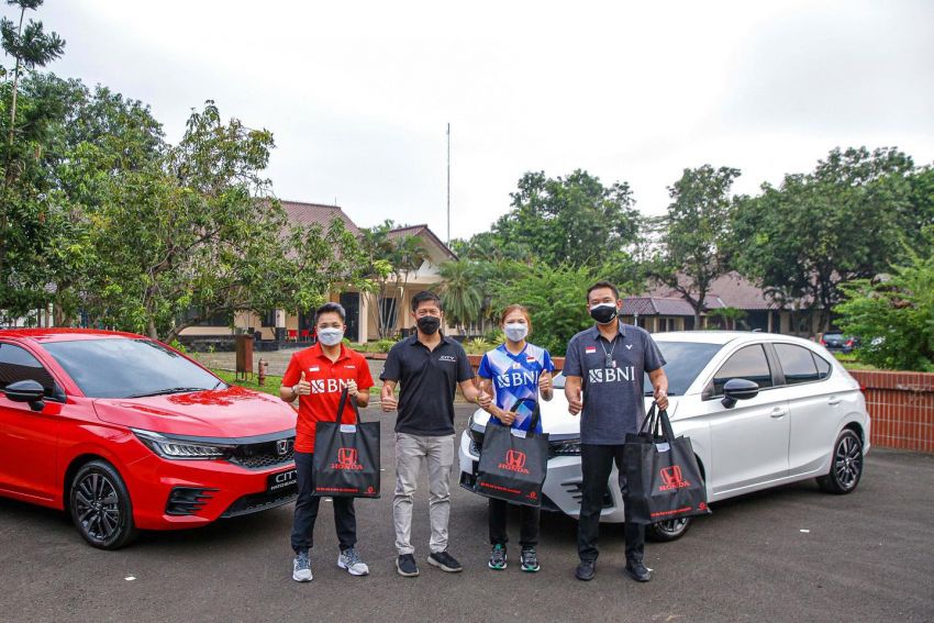 Honda Indonesia hadiahkan City Hatcback RS kepada pemenang pingat emas Olimpik, Apriyani and Greysia 1333035