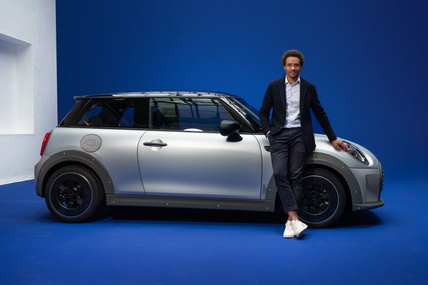 MINI Strip revealed as a pared-back Cooper SE by Paul Smith – sustainable materials and a simplified cabin 1330807