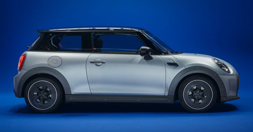MINI Strip revealed as a pared-back Cooper SE by Paul Smith – sustainable materials and a simplified cabin 1330792