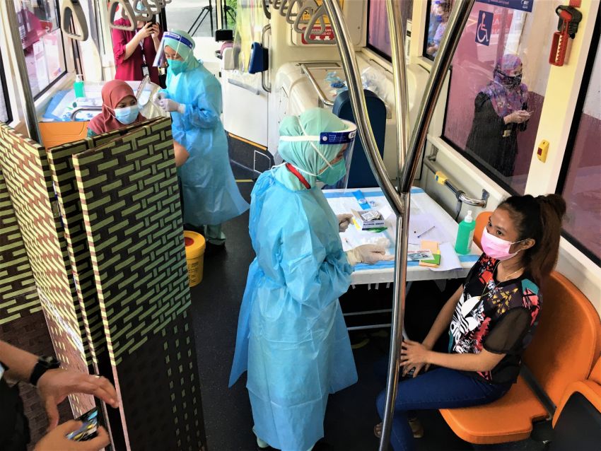 MRT feeder buses used as Covid-19 mobile vaccination stations for the Orang Asli community 1329794