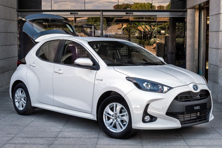 Toyota Yaris ECOVan – hatchback penumpang diubah kepada kenderaan komersial, ruang barang 720 liter 1325507