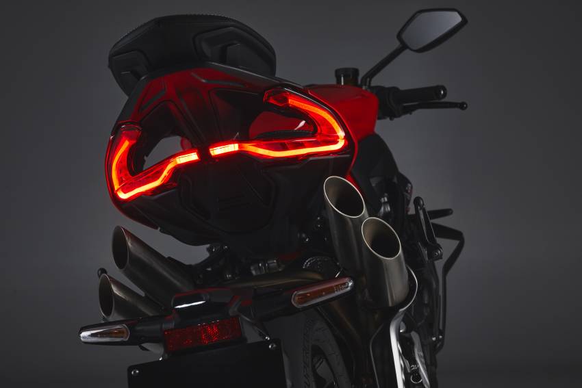 2021 MV Agusta Brutale 1000RS joins 1000RR in lineup 1345636
