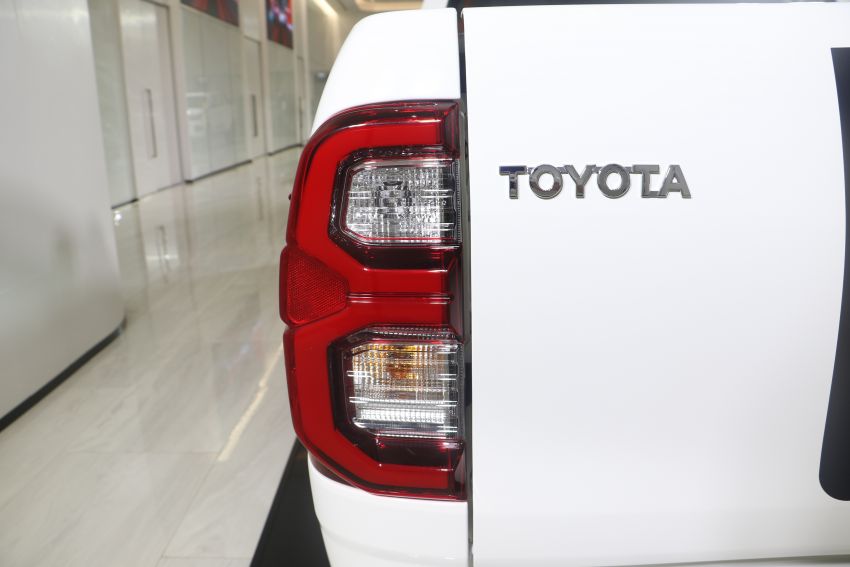 Toyota Hilux Revo Z Edition Razer 2021 diperkenalkan di Thailand – pikap <em>low rider</em> yang lebih bergaya 1340958