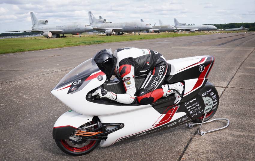 White Motorcycle WMC250EV shakedown test passed 1350532