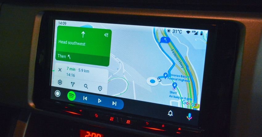 Is having Apple CarPlay or Android Auto important? Image #1341330