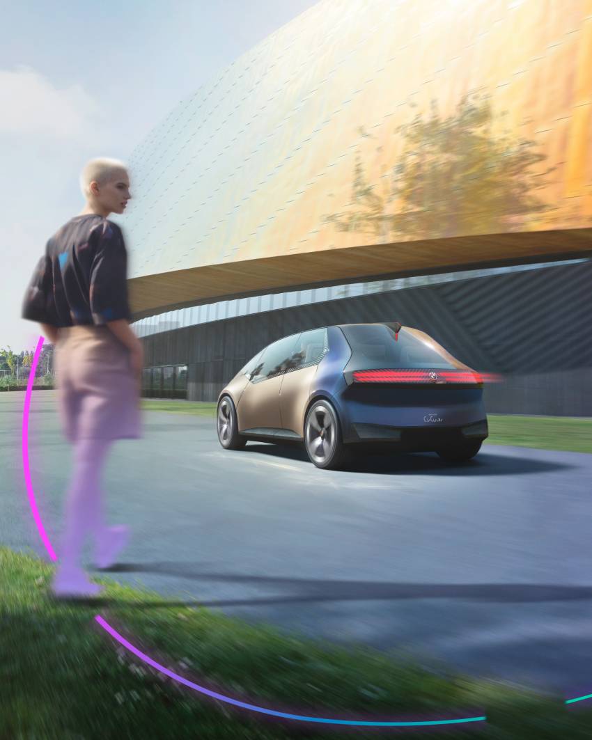 BMW i Vision Circular curi tumpuan di Munich — EV dari bahan kitar semula sepenuhnya untuk tahun 2040 1343105