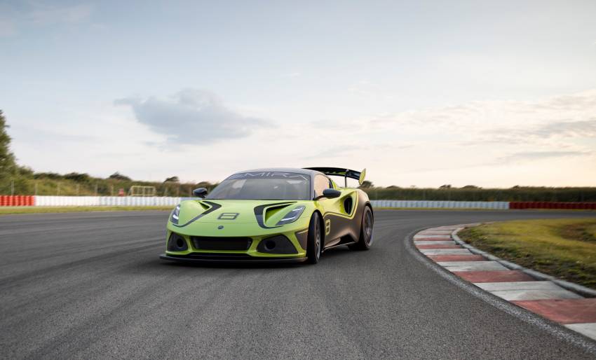 Lotus Emira GT4 race car revealed – 2022 track debut 1344200