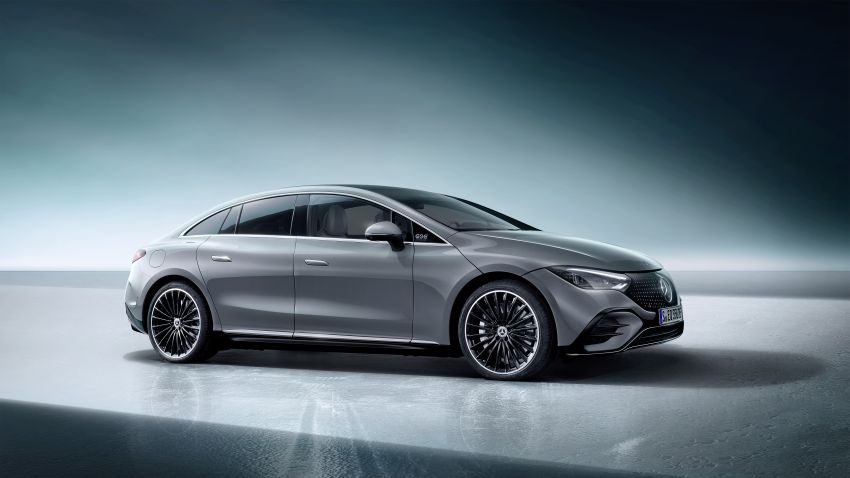 Mercedes-Benz EQE revealed – electric E-Class equivalent is a smaller EQS with 292 PS, 660 km range Image #1341346