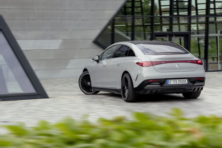 Mercedes-Benz EQE revealed – electric E-Class equivalent is a smaller EQS with 292 PS, 660 km range Image #1341427