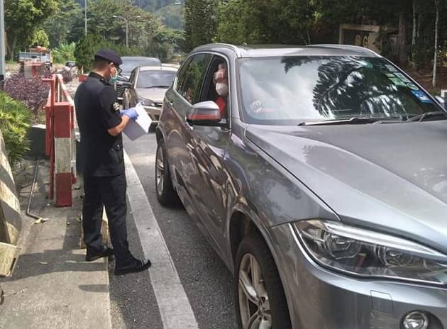 Twelve people issued compounds by police after attempting to travel from KL to Genting Highlands