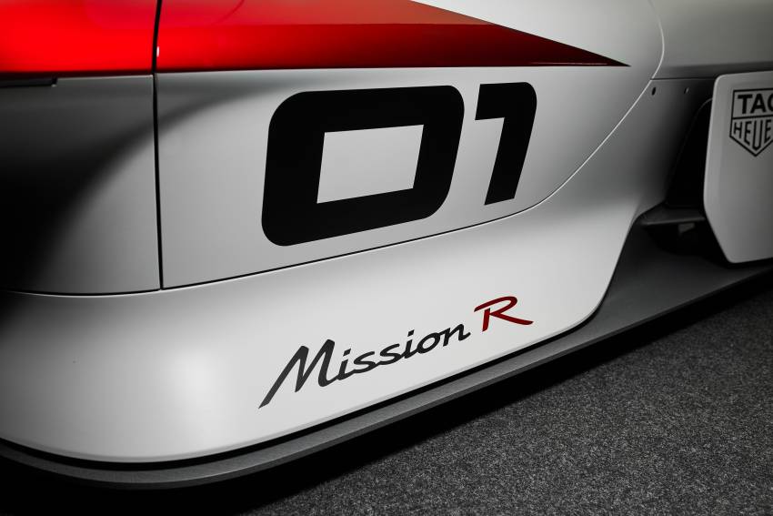 Porsche Mission R – 1,088 PS twin-motor concept with natural fibre bodywork hints at GT racing future 1343076