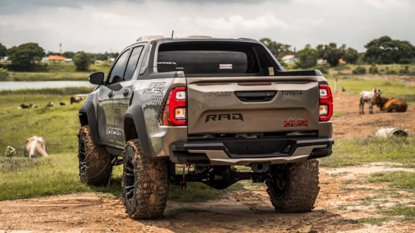 Toyota Hilux gets modifications from Thai outfit Rad – lift kit and widebody, plus deployable side steps 1353215