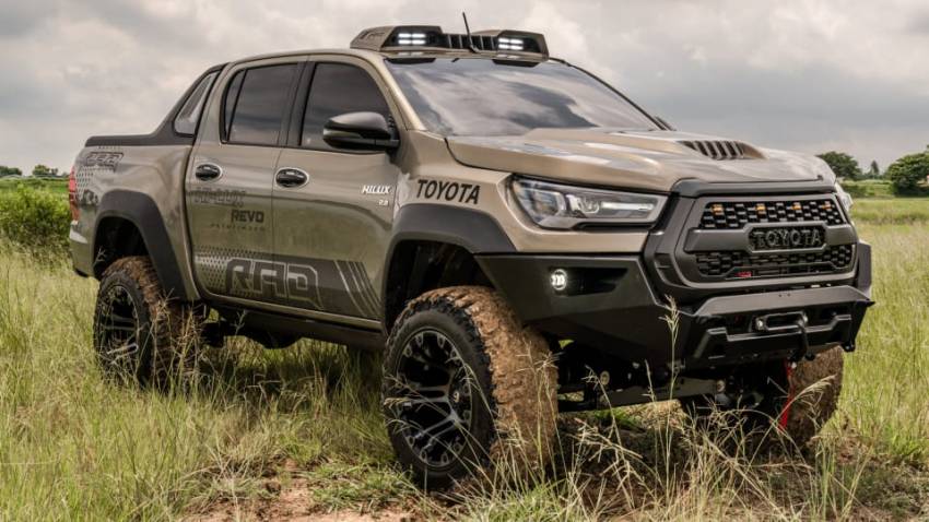 Toyota Hilux gets modifications from Thai outfit Rad – lift kit and widebody, plus deployable side steps 1353212