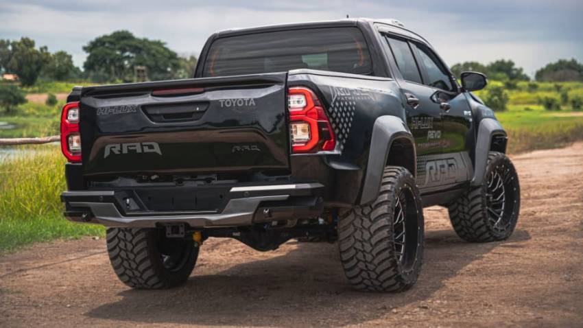 Toyota Hilux gets modifications from Thai outfit Rad – lift kit and widebody, plus deployable side steps 1353210
