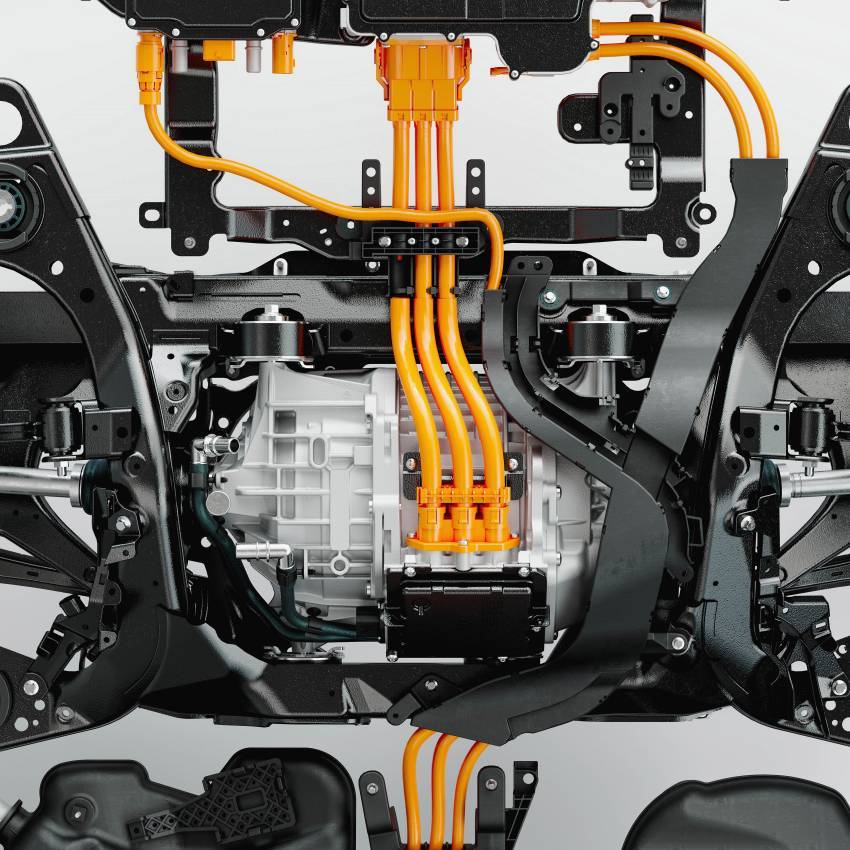 Volvo pertingkat prestasi model Recharge PHEV — bateri 18.8 kW, jarak EV hingga 90 km, T8 455 hp 1345188