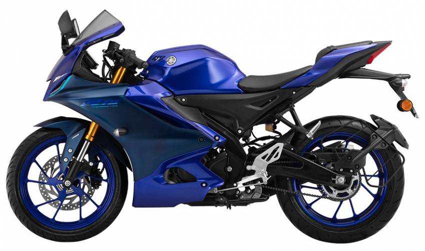2021 Yamaha YZF-R15 revealed – traction control, lap timer and quickshifter, now with YZF-R15M version Image #1349791