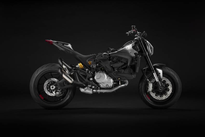 2022 Ducati Monster in Malaysia by mid-Oct, RM75k? 1355085
