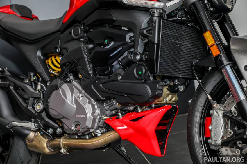 2022 Ducati Monster now in Malaysia at RM69,900 1358240