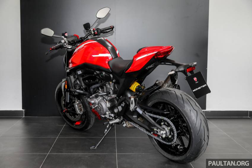 2022 Ducati Monster now in Malaysia at RM69,900 1358220